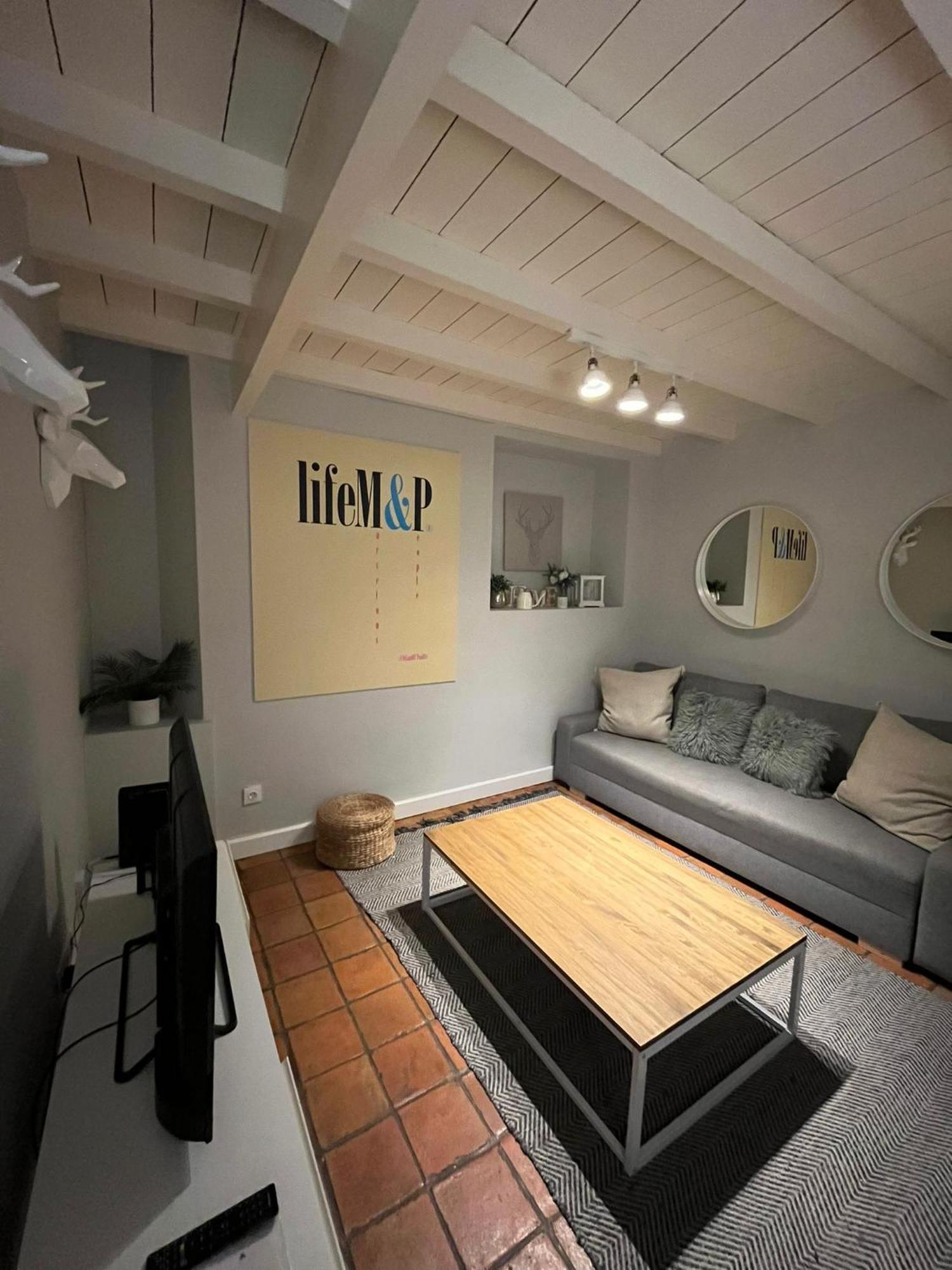 Life M&P Apartment Севилья Экстерьер фото